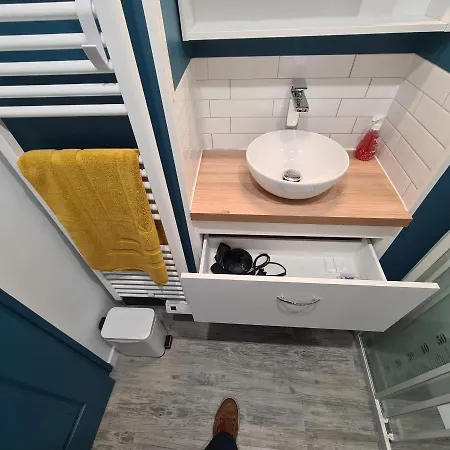 T2 Guynemer Rdc Wifi A 80m Linge De Lit Fourni *