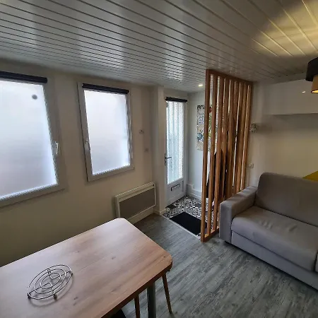 T2 Guynemer Rdc Wifi A 80m Linge De Lit Fourni *